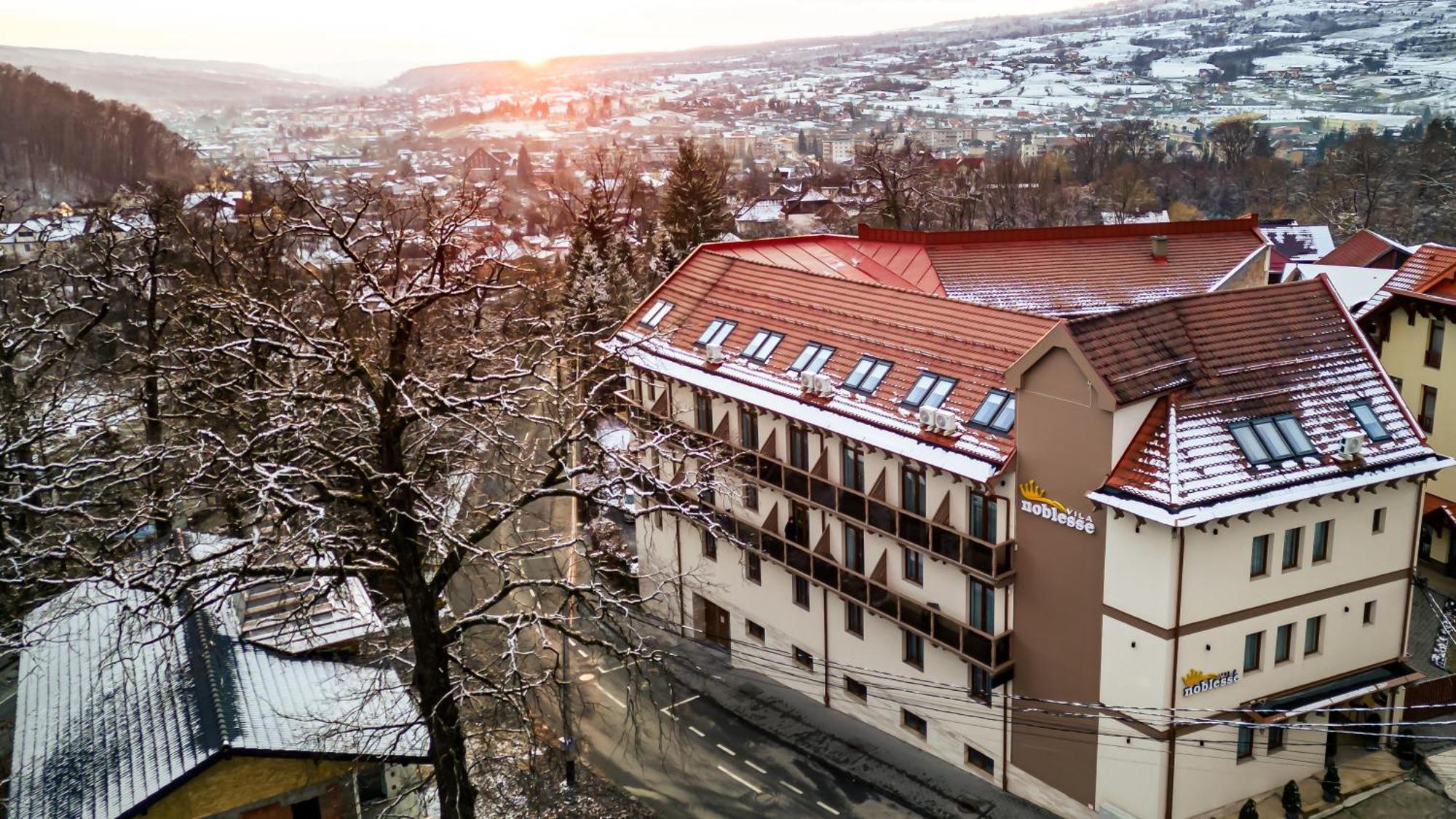 Vila Noblesse Sovata Esterno foto